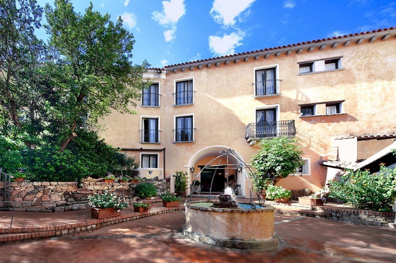Hotel Colonna San Marco Porto Rotondo Exteriör bild